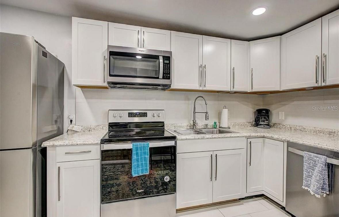 Image 3 of 11 For 2606 1st Avenue S