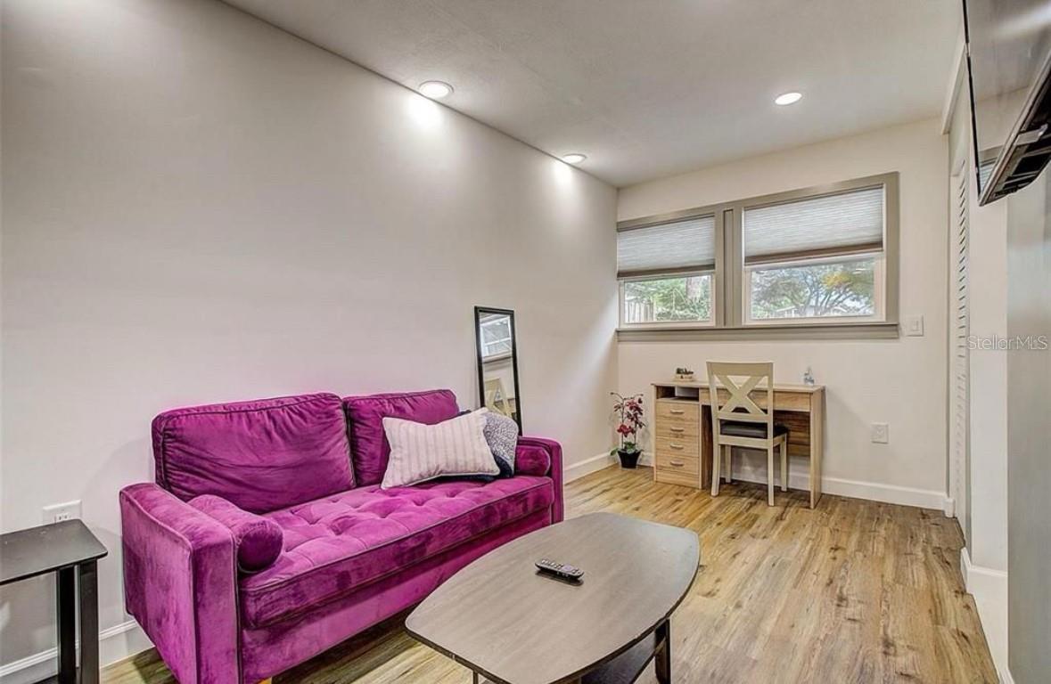 Image 6 of 11 For 2606 1st Avenue S