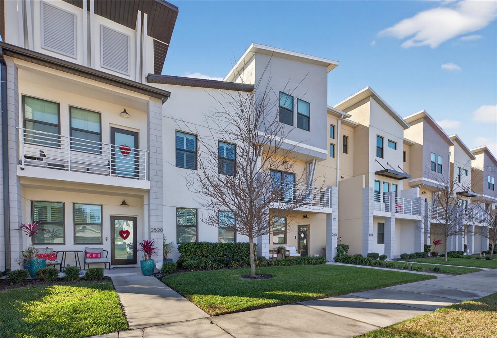 Image 10 of 65 For 2526 13th Avenue N