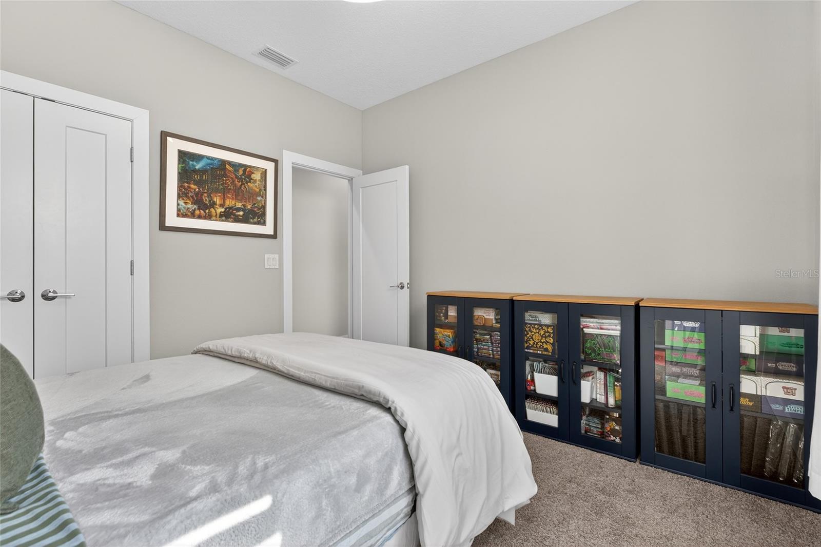 Image 16 of 65 For 2526 13th Avenue N