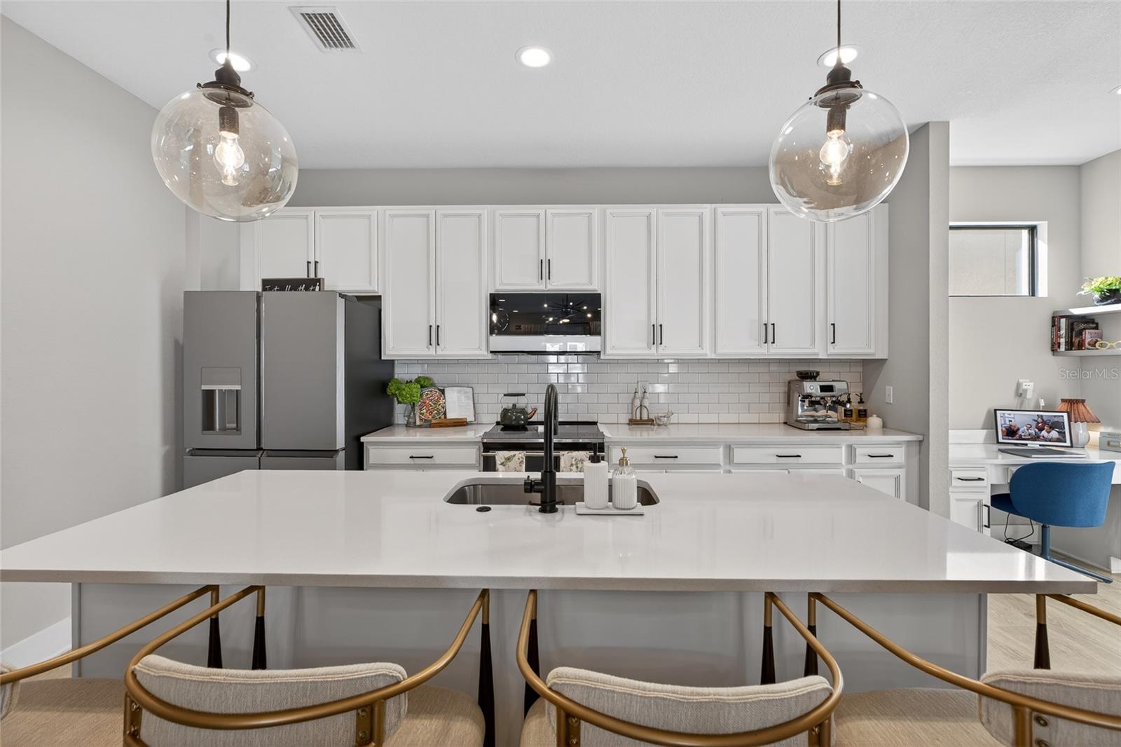 Image 35 of 65 For 2526 13th Avenue N