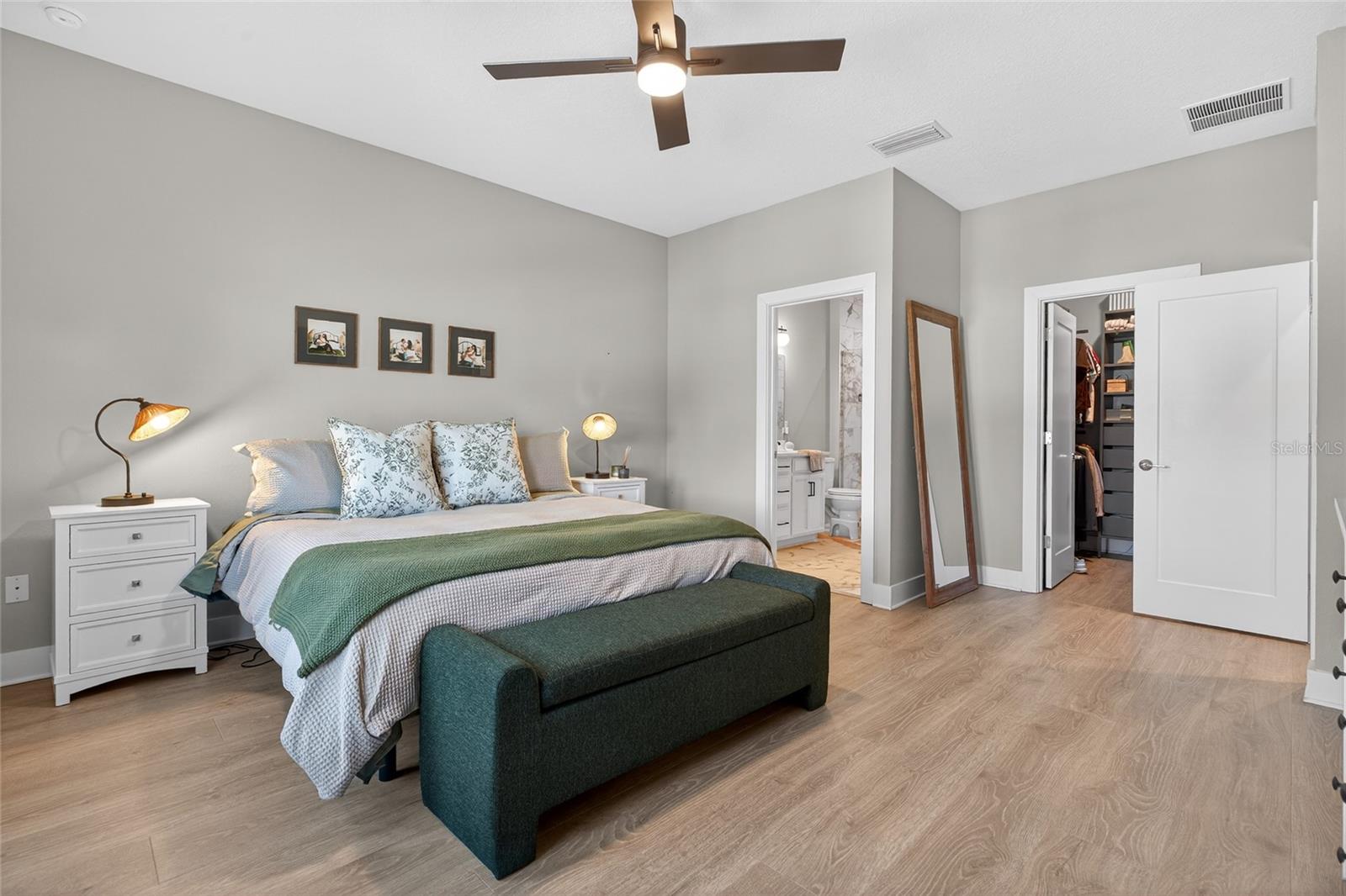 Image 40 of 65 For 2526 13th Avenue N