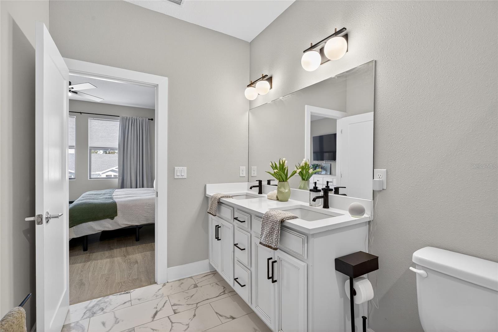 Image 45 of 65 For 2526 13th Avenue N