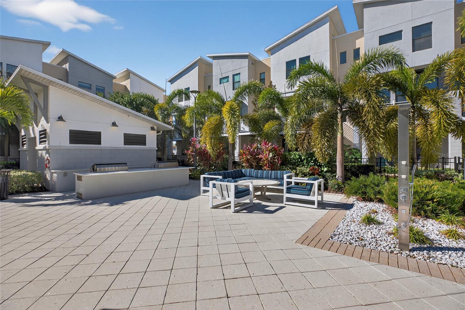 Image 57 of 65 For 2526 13th Avenue N