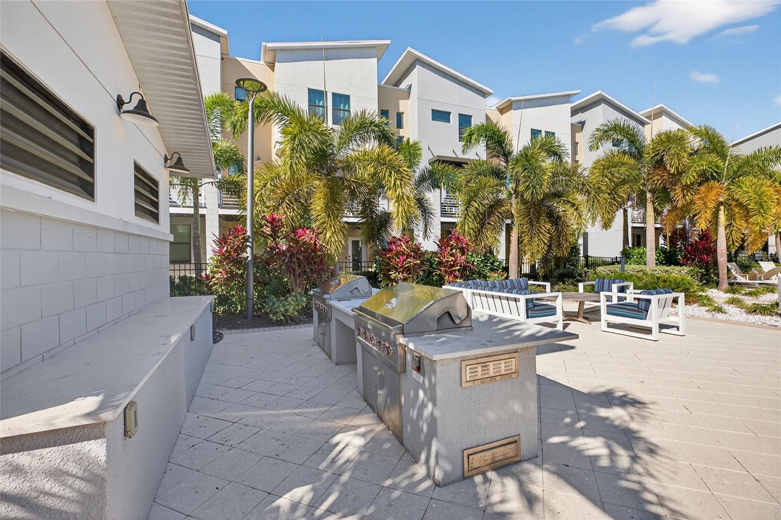 Image 58 of 65 For 2526 13th Avenue N