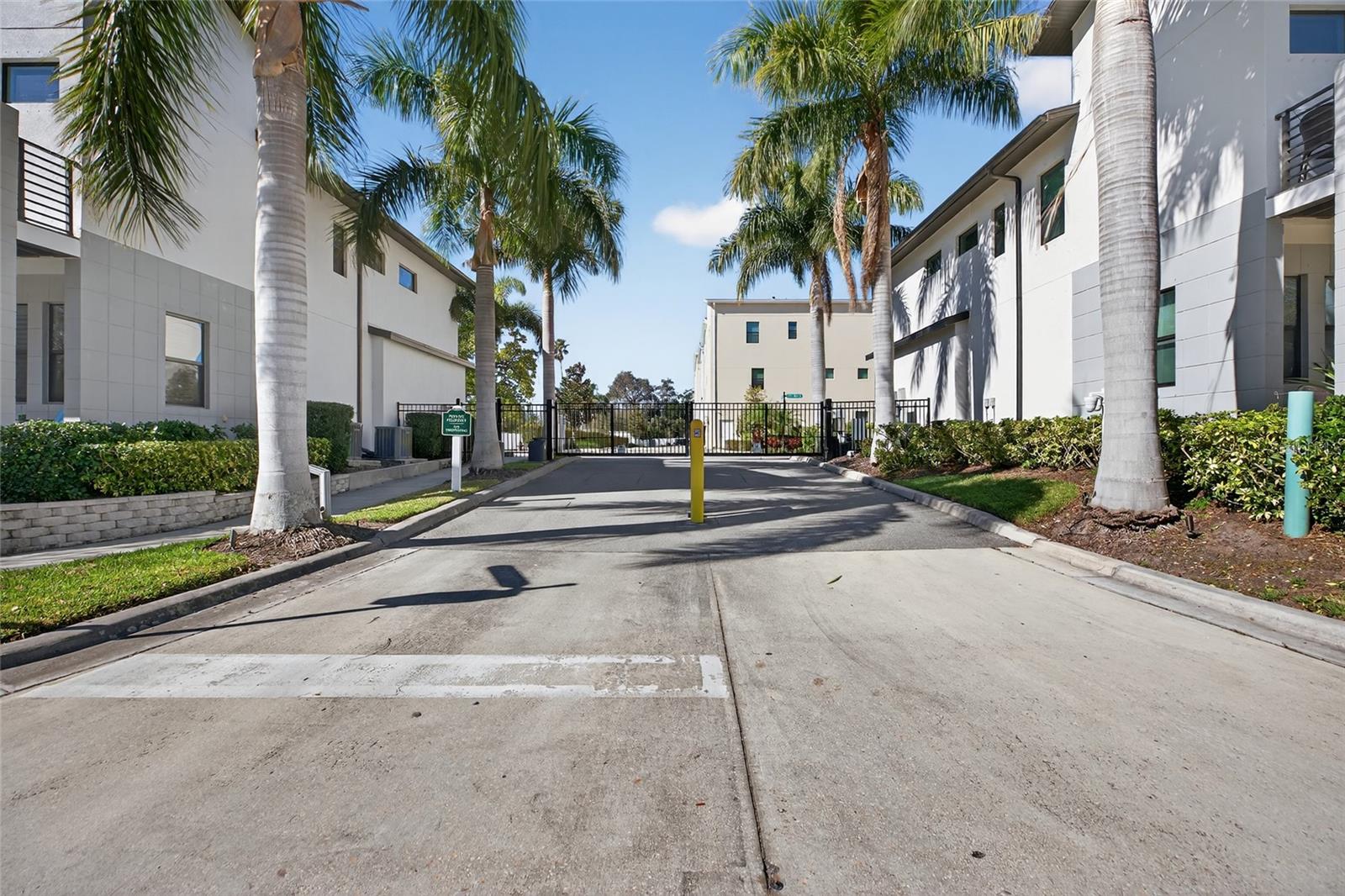 Image 63 of 65 For 2526 13th Avenue N