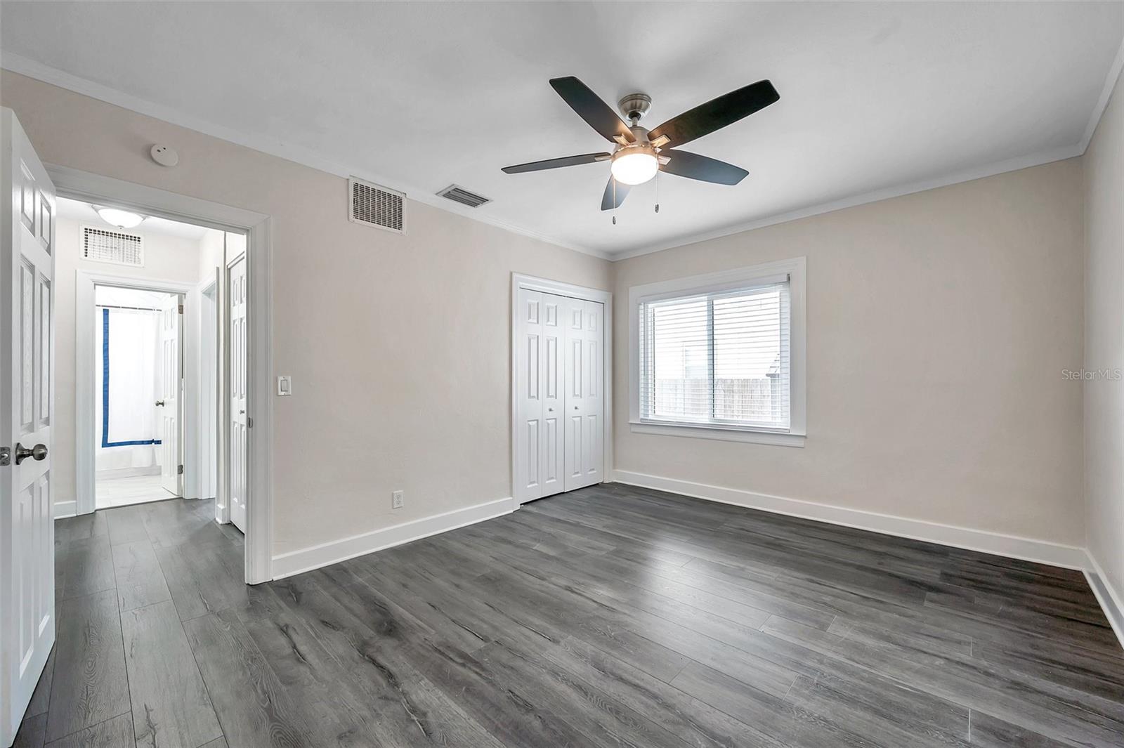 Image 18 of 26 For 4000 10th Avenue N