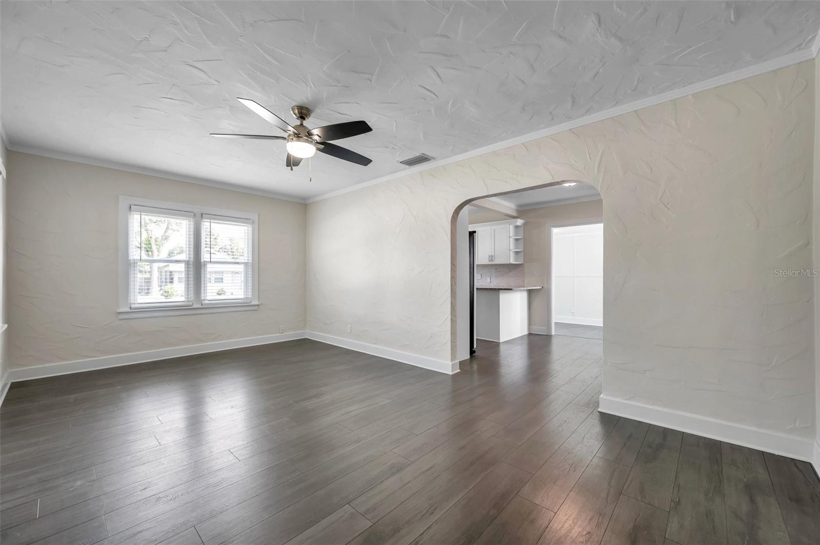 Image 4 of 26 For 4000 10th Avenue N