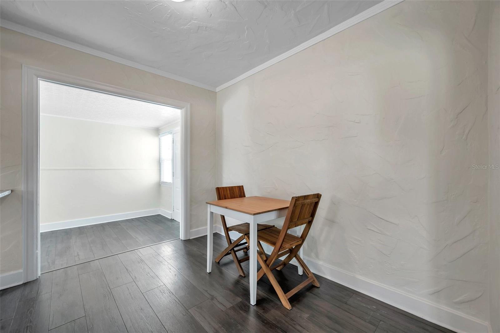 Image 8 of 26 For 4000 10th Avenue N