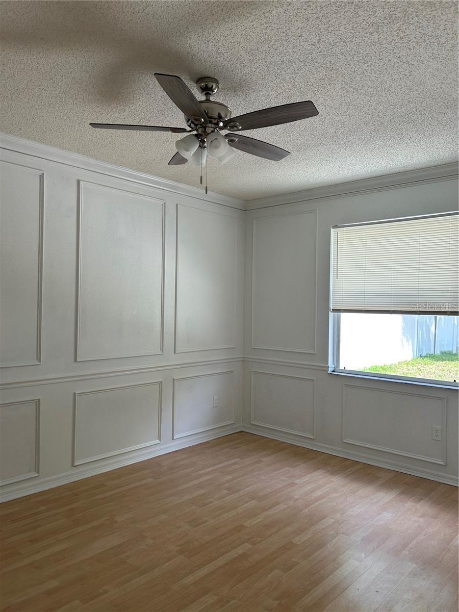 Image 10 of 18 For 27452 Sky Lake Circle