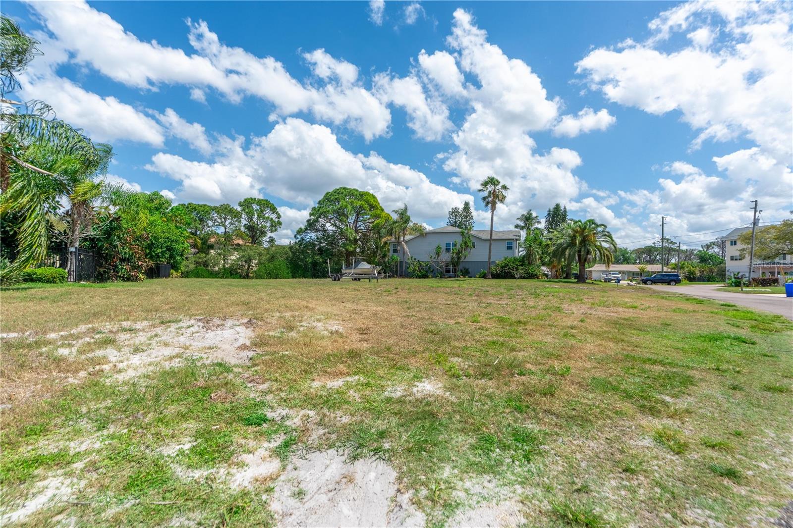 Image 13 of 15 For 1121 Florida Avenue