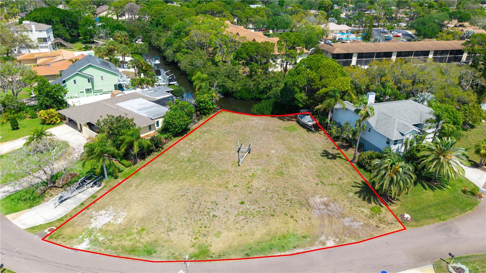 Image 9 of 15 For 1121 Florida Avenue