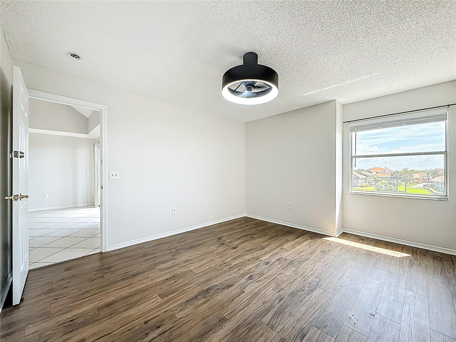 Listing photo id 21 for 2400 Feather Sound Drive 933