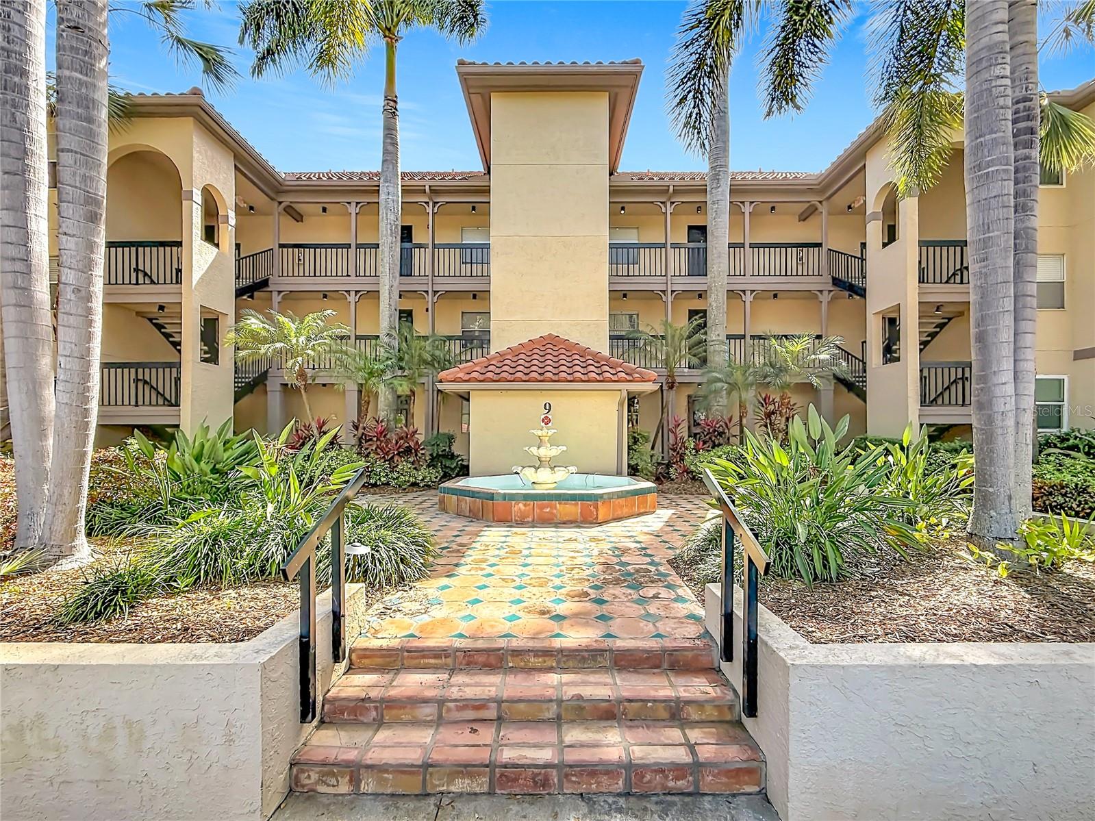 Listing photo id 2 for 2400 Feather Sound Drive 933