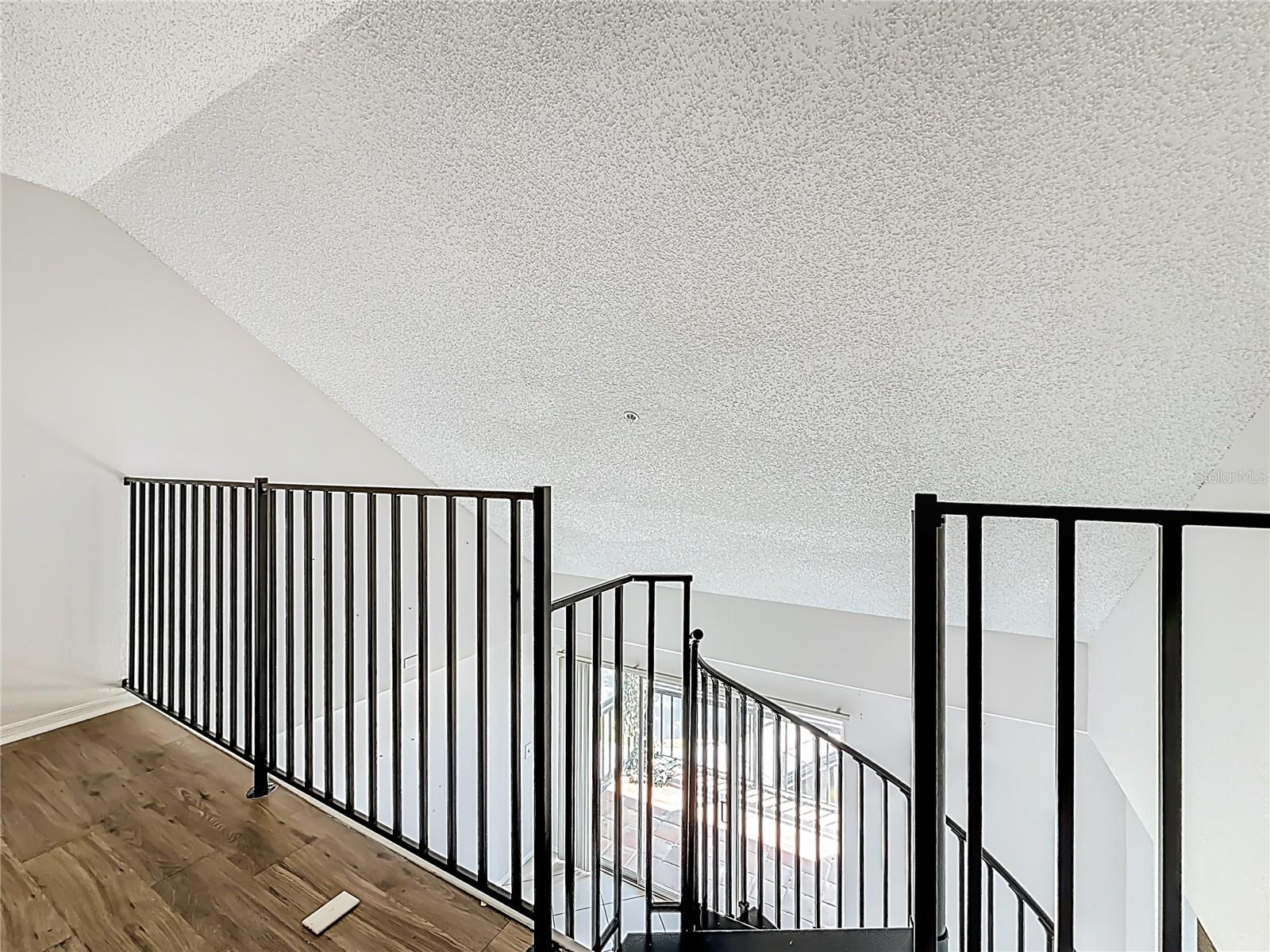 Listing photo id 38 for 2400 Feather Sound Drive 933