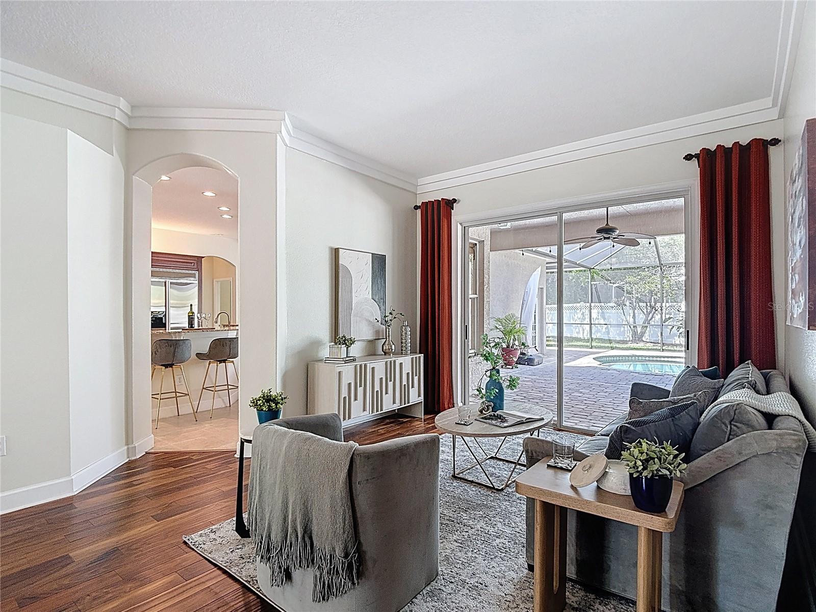 Listing photo id 8 for 5106 Ashcrest Court