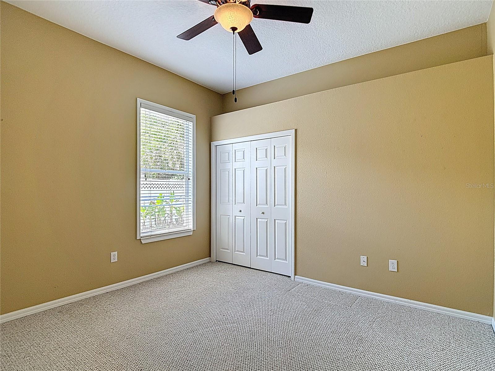 Listing photo id 39 for 5106 Ashcrest Court