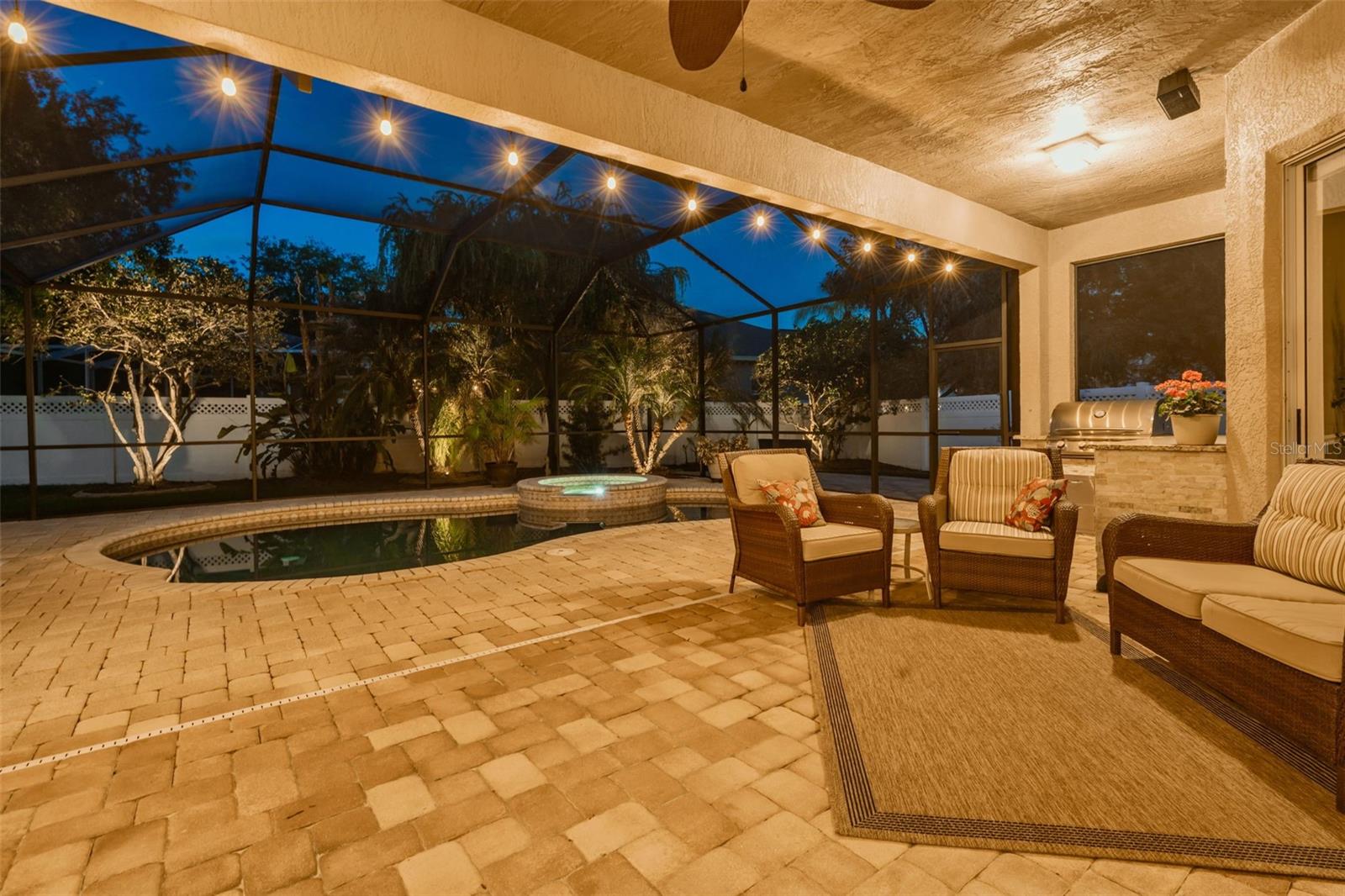 Listing photo id 45 for 5106 Ashcrest Court