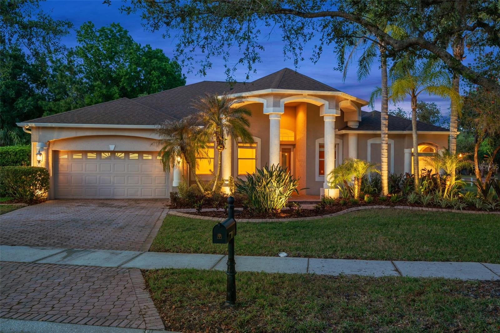 Listing photo id 61 for 5106 Ashcrest Court