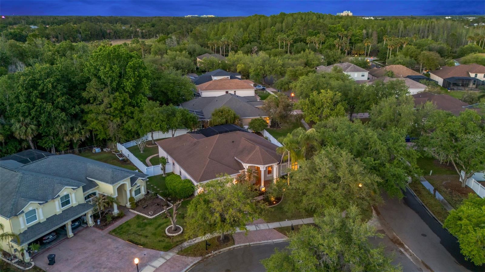 Listing photo id 62 for 5106 Ashcrest Court