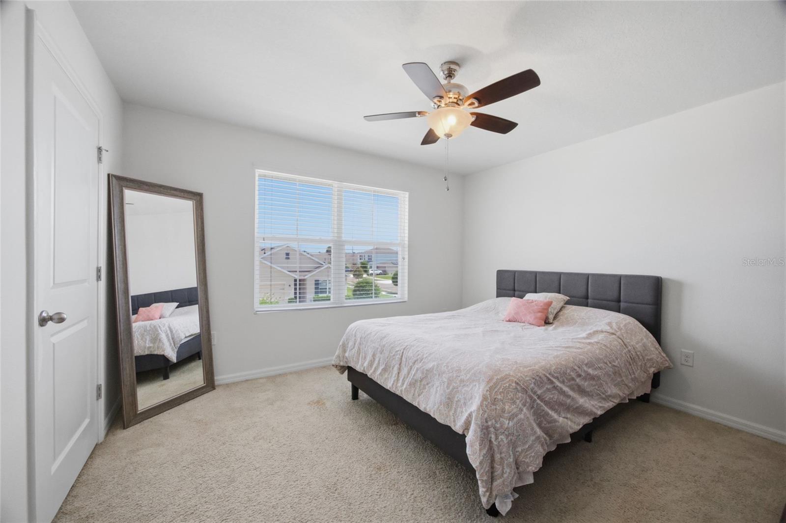 Image 27 of 53 For 15417 Ibis Fall Place