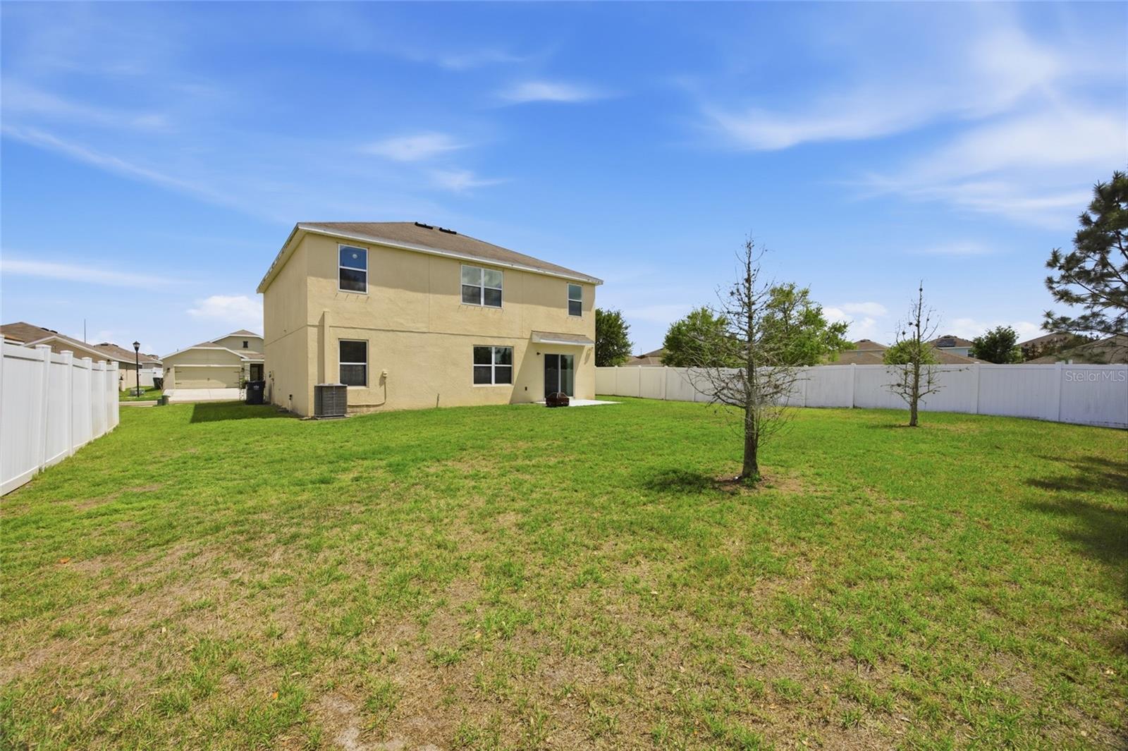 Image 34 of 53 For 15417 Ibis Fall Place