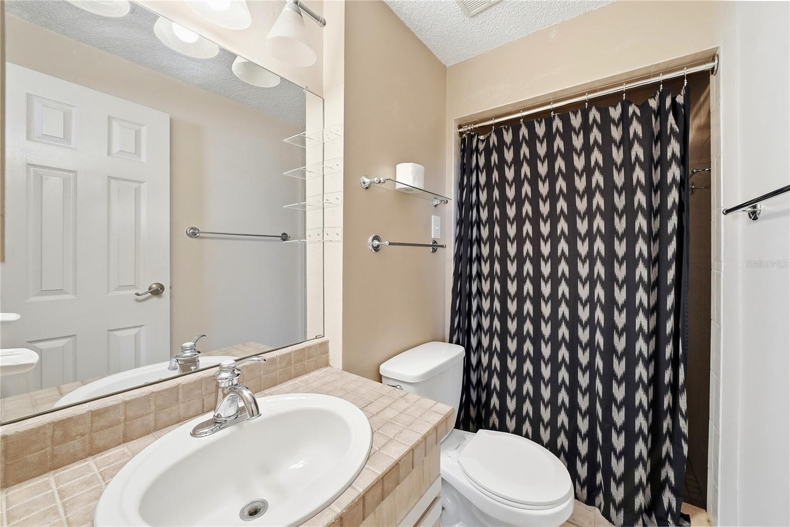 Image 16 of 27 For 412 Cedar Ridge Court