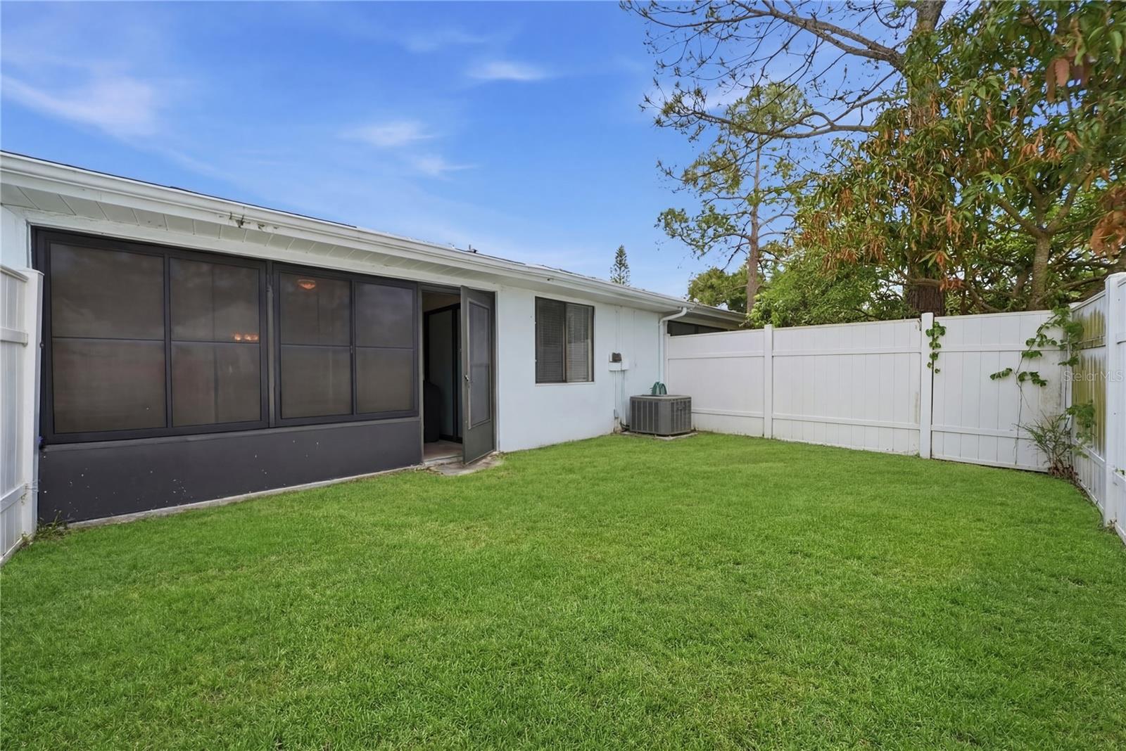 Image 19 of 27 For 412 Cedar Ridge Court