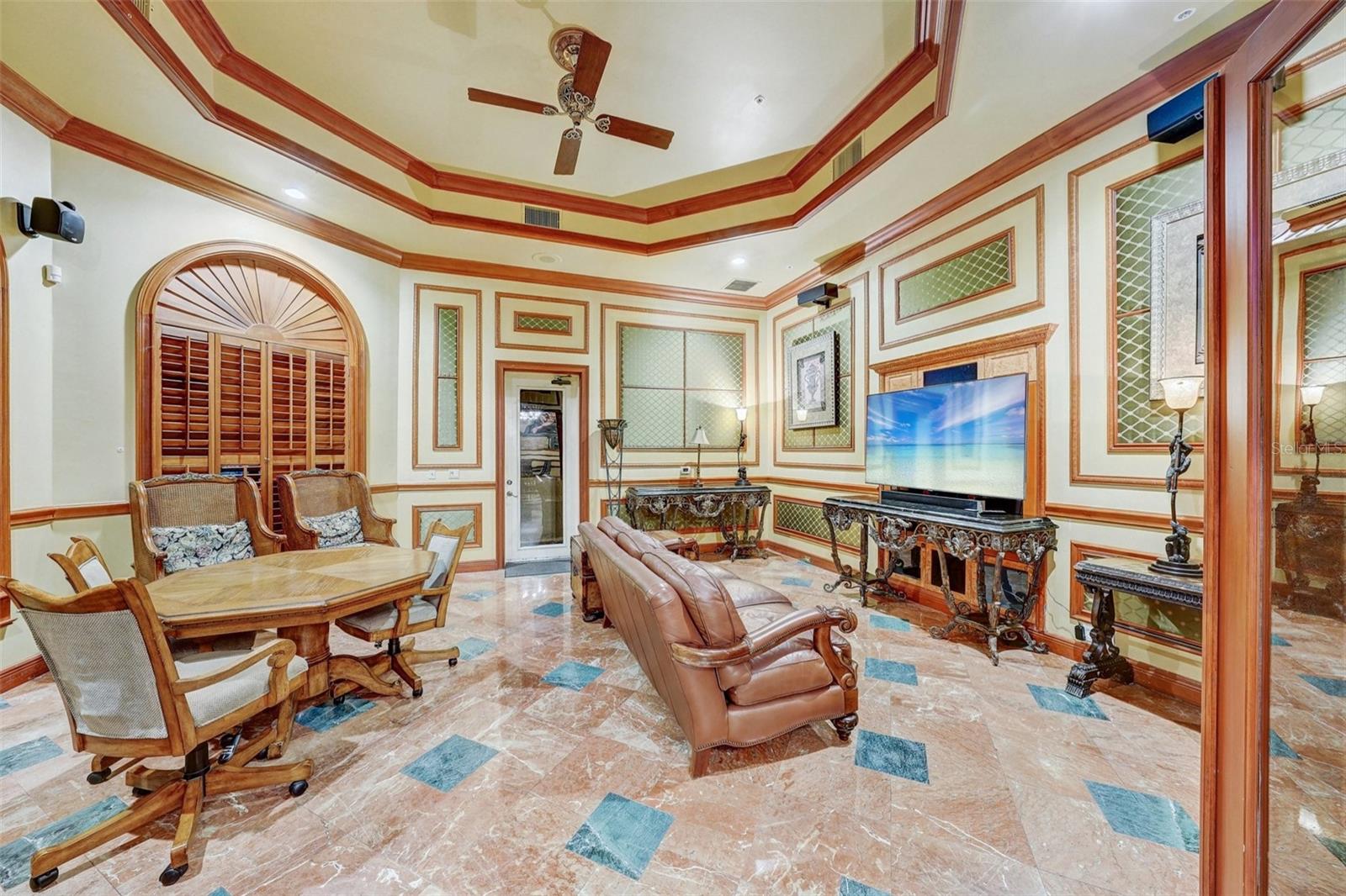 Image 23 of 41 For 2713 Via Murano  233