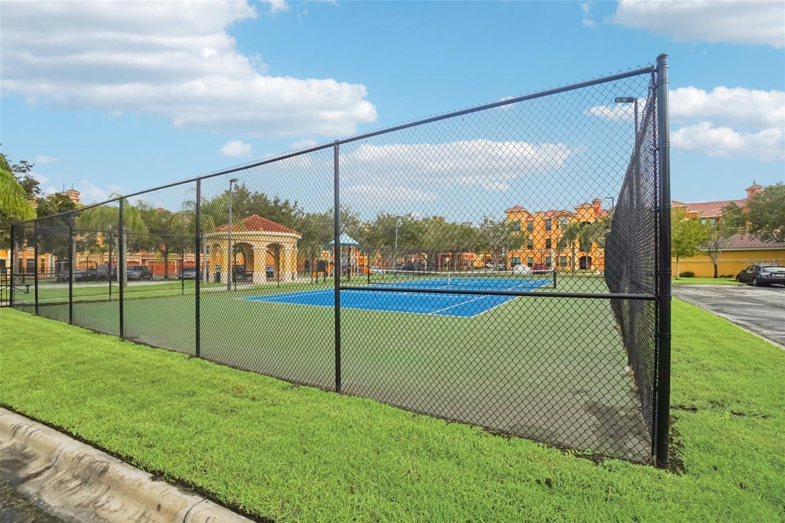 Image 34 of 41 For 2713 Via Murano  233