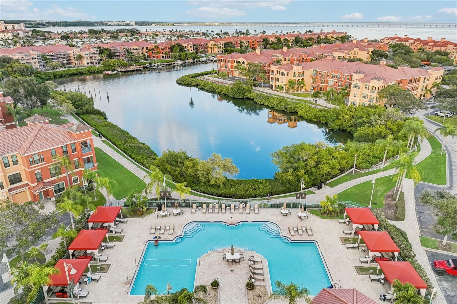 Image 39 of 41 For 2713 Via Murano  233