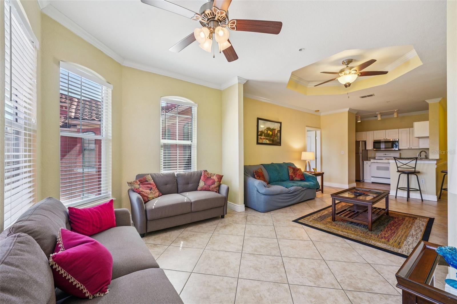 Image 4 of 41 For 2713 Via Murano  233