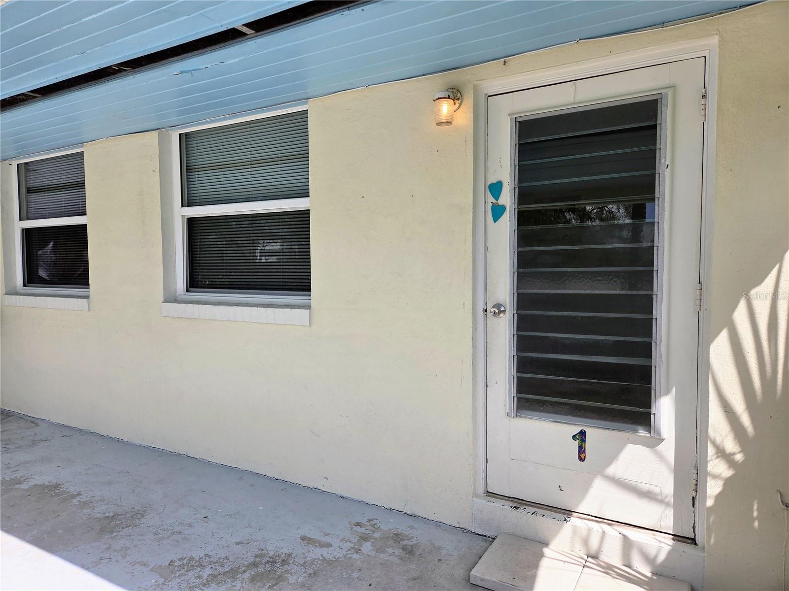 Image 3 of 18 For 6931 Hibiscus Avenue S 1a