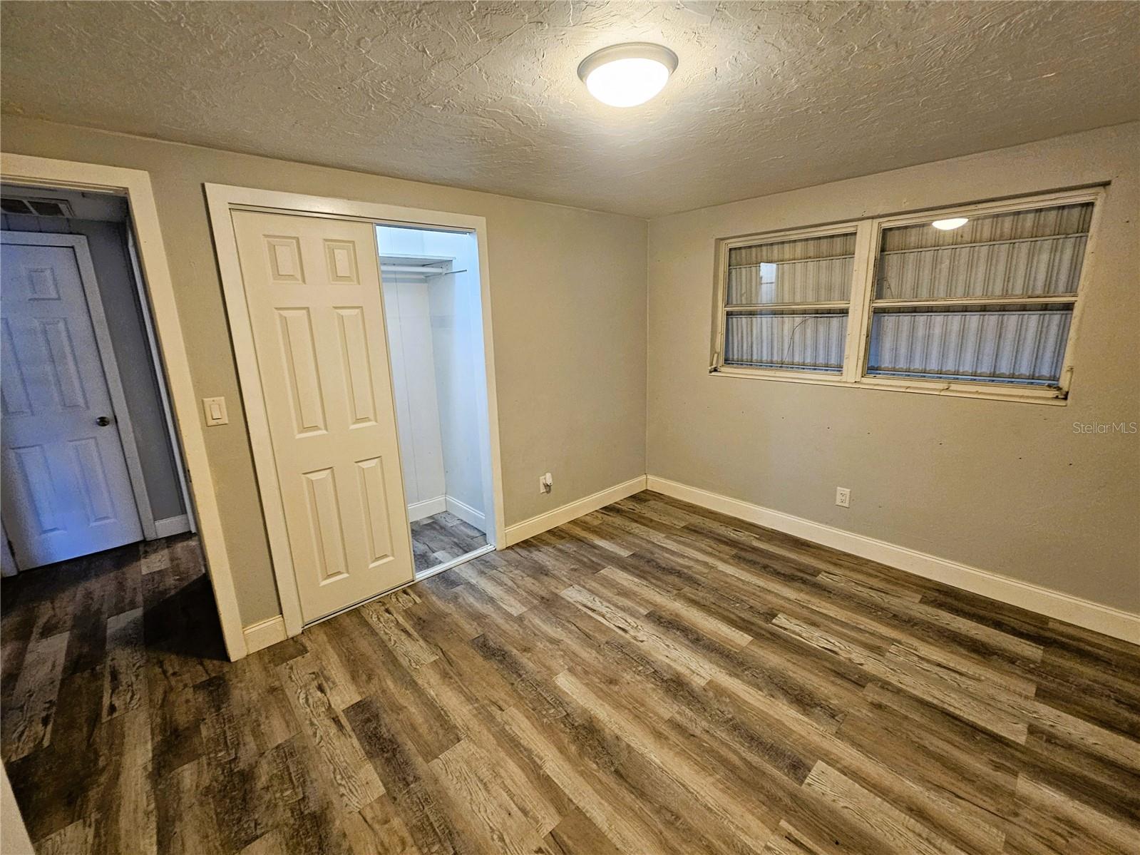 Image 14 of 24 For 501 25th Avenue W