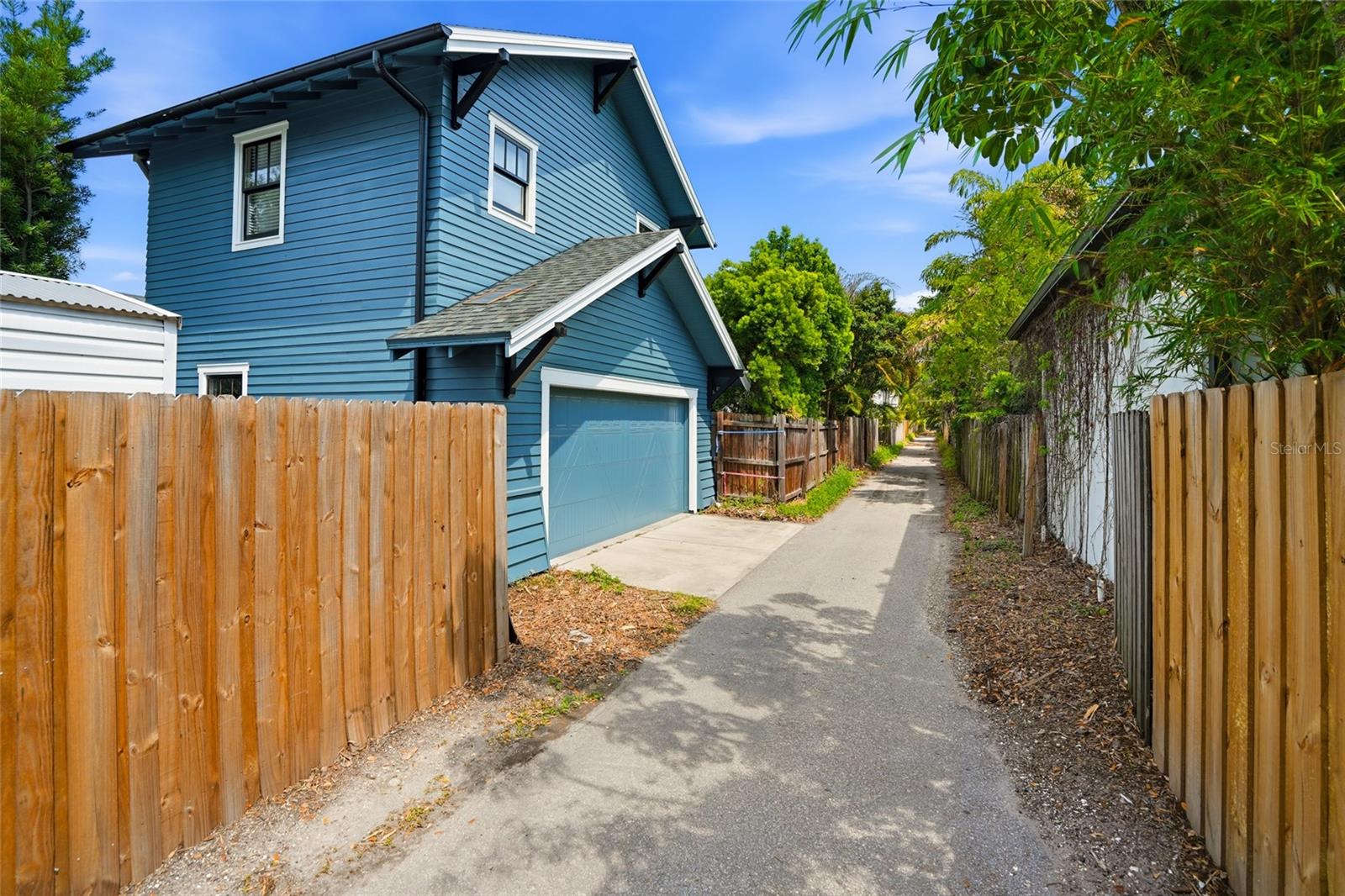 Image 13 of 65 For 2116 Watrous Avenue