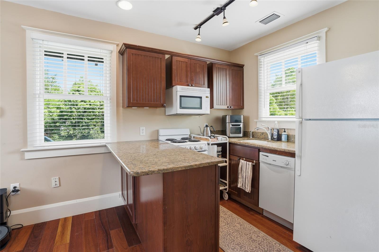 Image 50 of 65 For 2116 Watrous Avenue