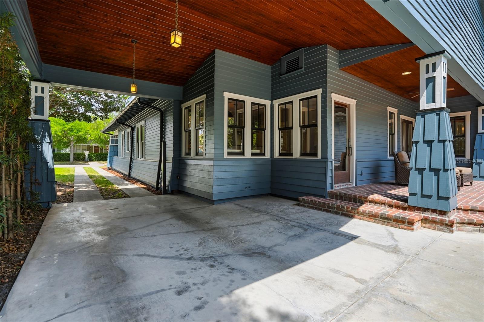 Image 53 of 65 For 2116 Watrous Avenue