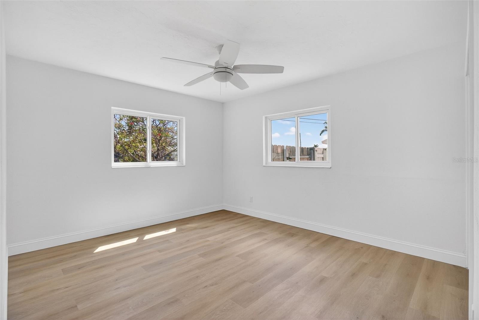 Image 29 of 51 For 7919 Causeway Boulevard S