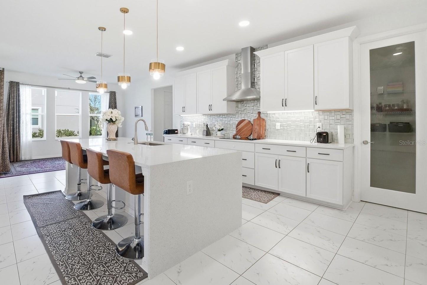 Image 11 of 49 For 7073 Graybrook Drive