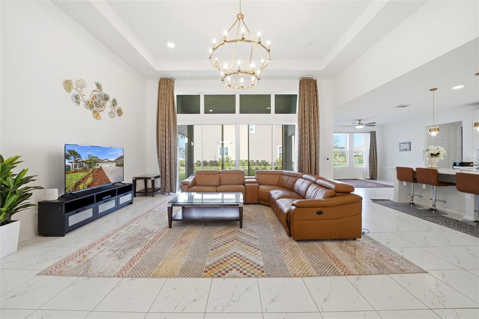 Image 15 of 49 For 7073 Graybrook Drive