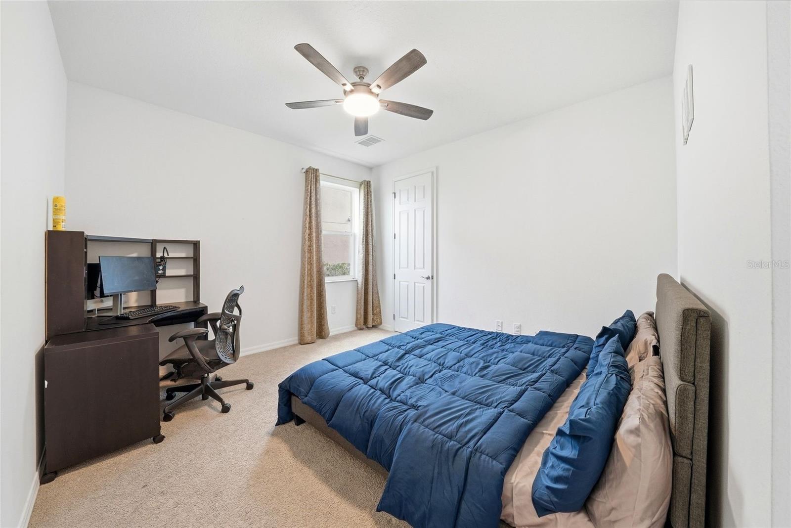 Image 25 of 49 For 7073 Graybrook Drive