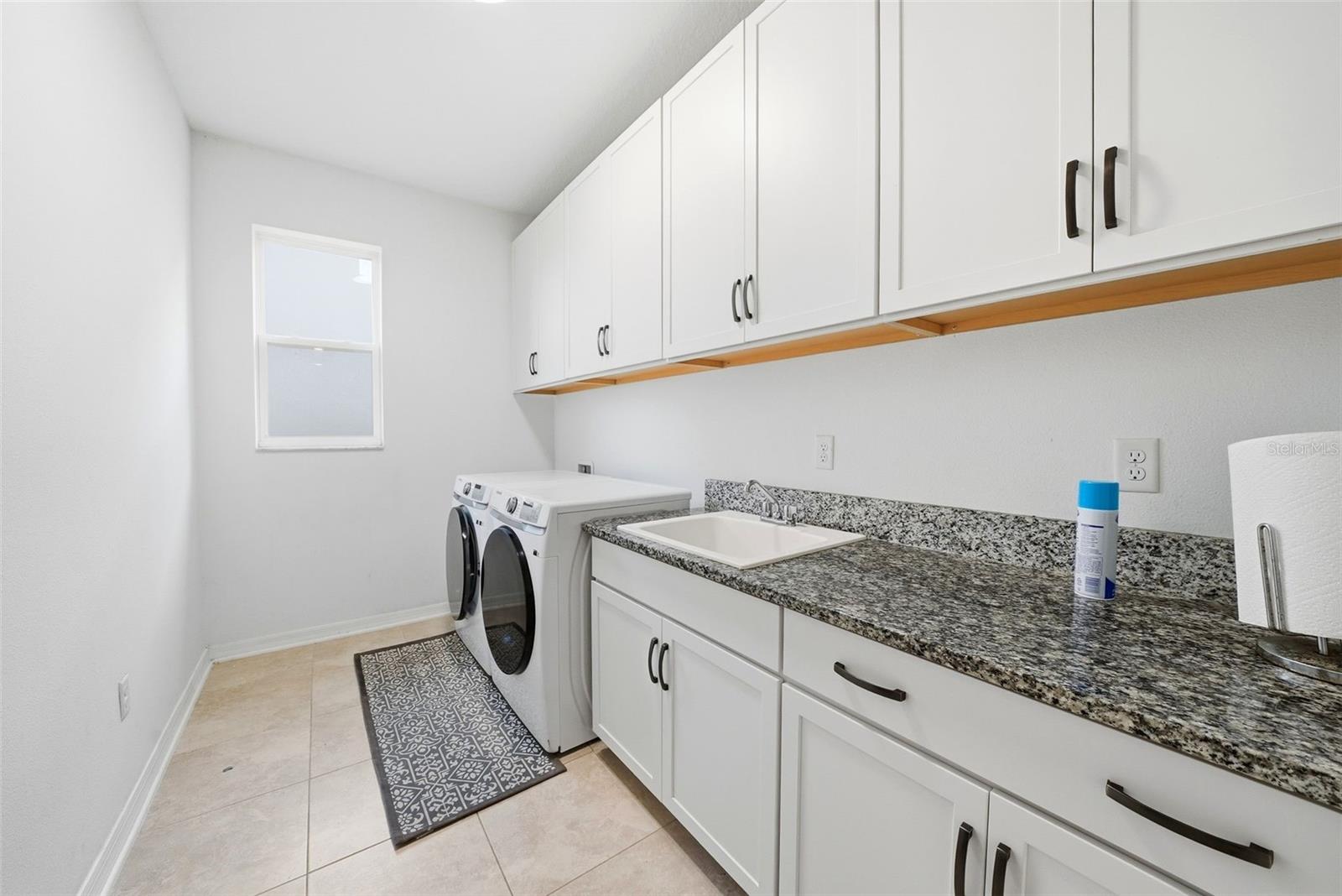 Image 33 of 49 For 7073 Graybrook Drive