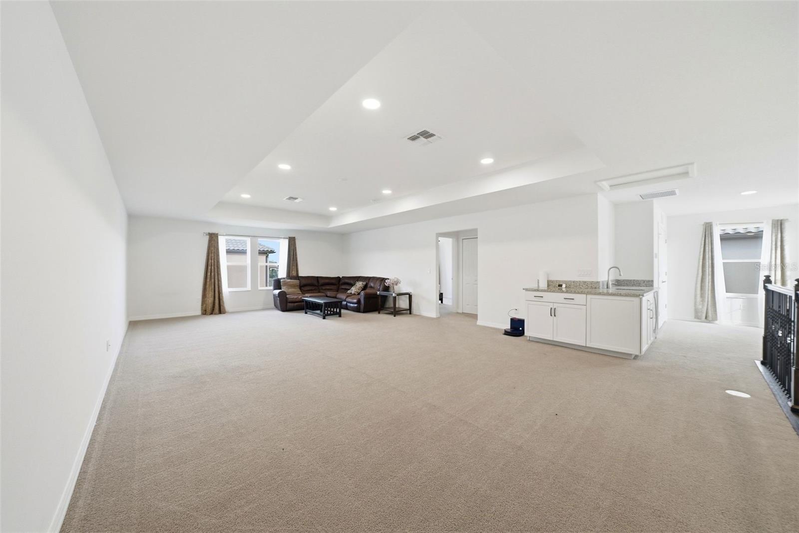 Image 36 of 49 For 7073 Graybrook Drive