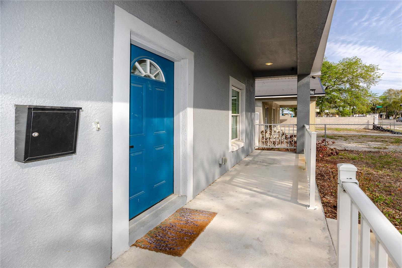 Image 16 of 52 For 1835 16th Street S