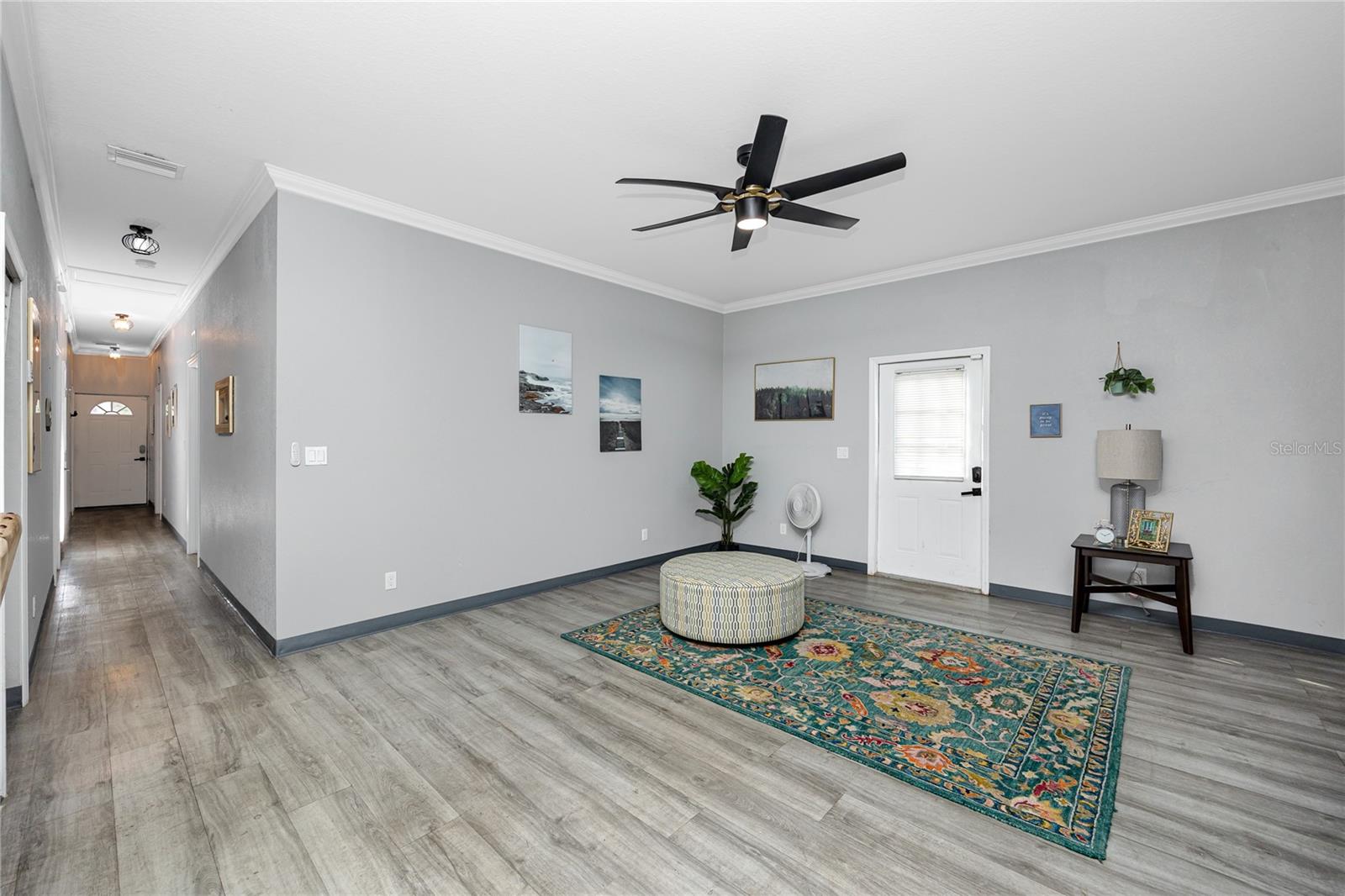 Image 23 of 52 For 1835 16th Street S