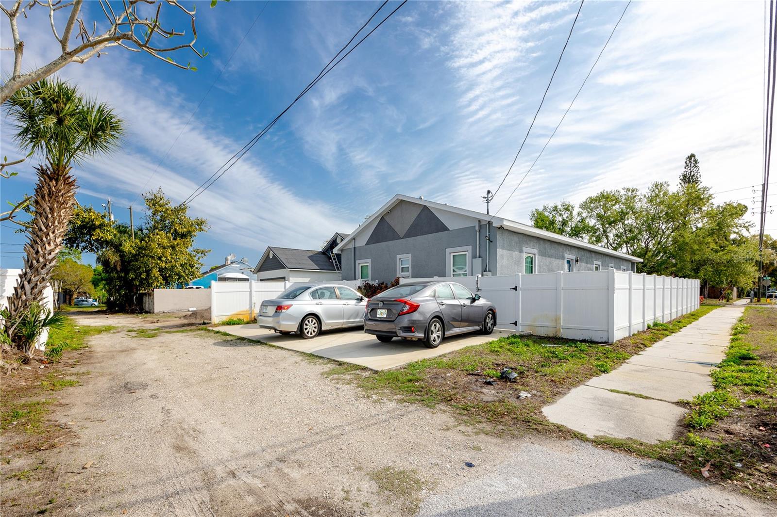 Image 39 of 52 For 1835 16th Street S