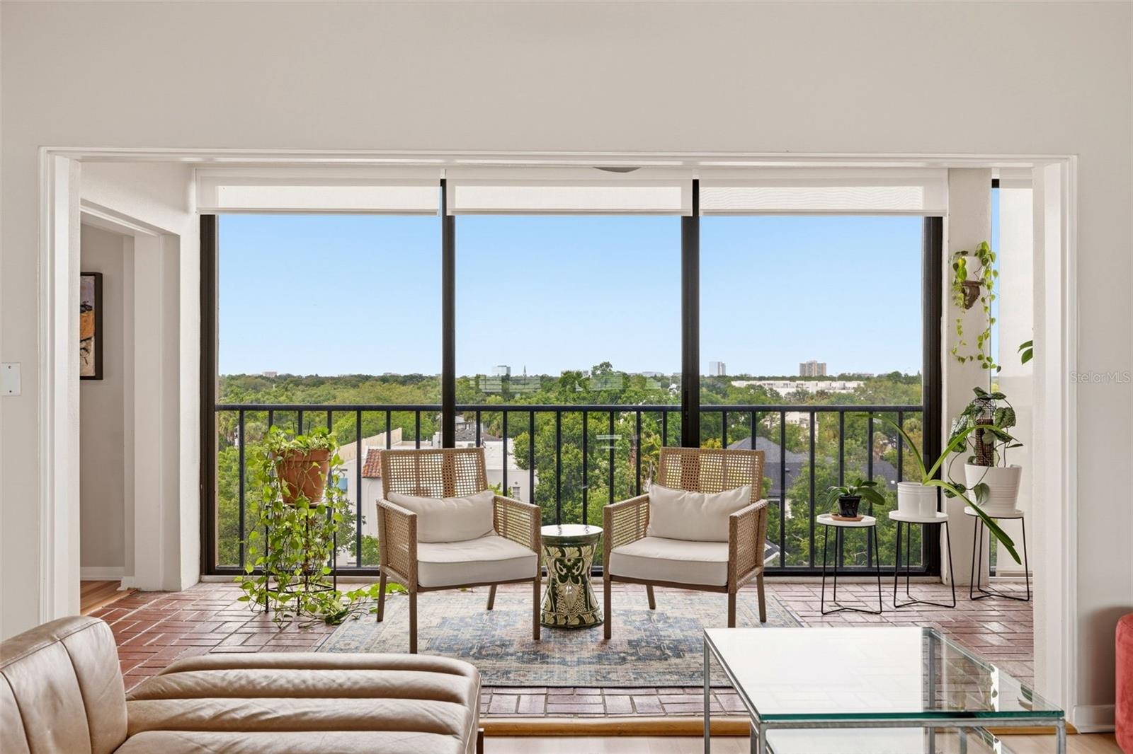 Image 20 of 24 For 2403 Ardson Place 702b