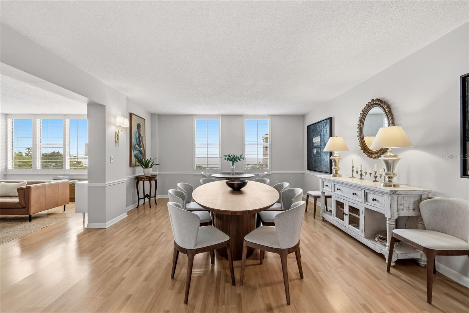 Image 4 of 24 For 2403 Ardson Place 702b