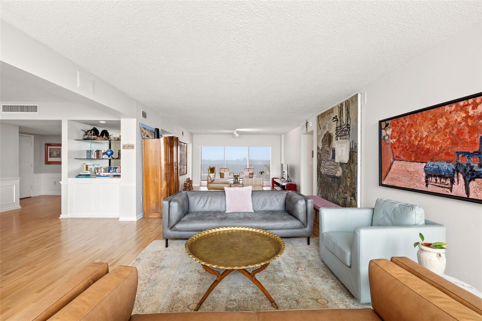 Image 7 of 24 For 2403 Ardson Place 702b