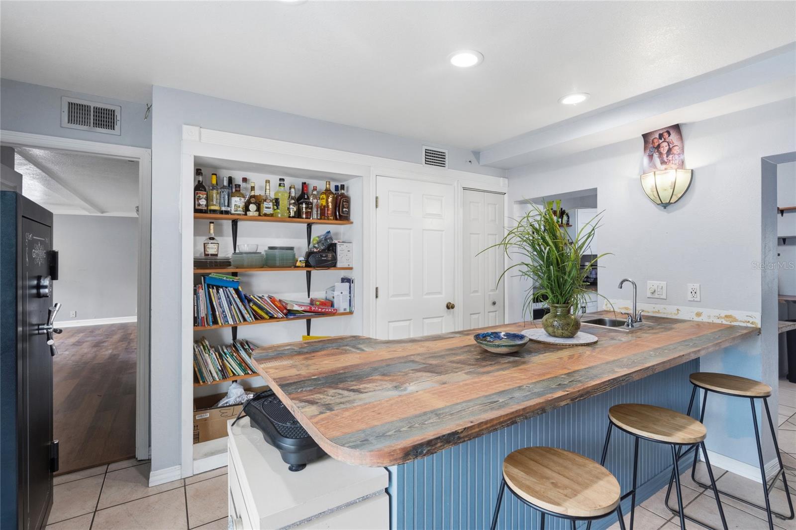 Image 18 of 42 For 1307 Baltimore Drive